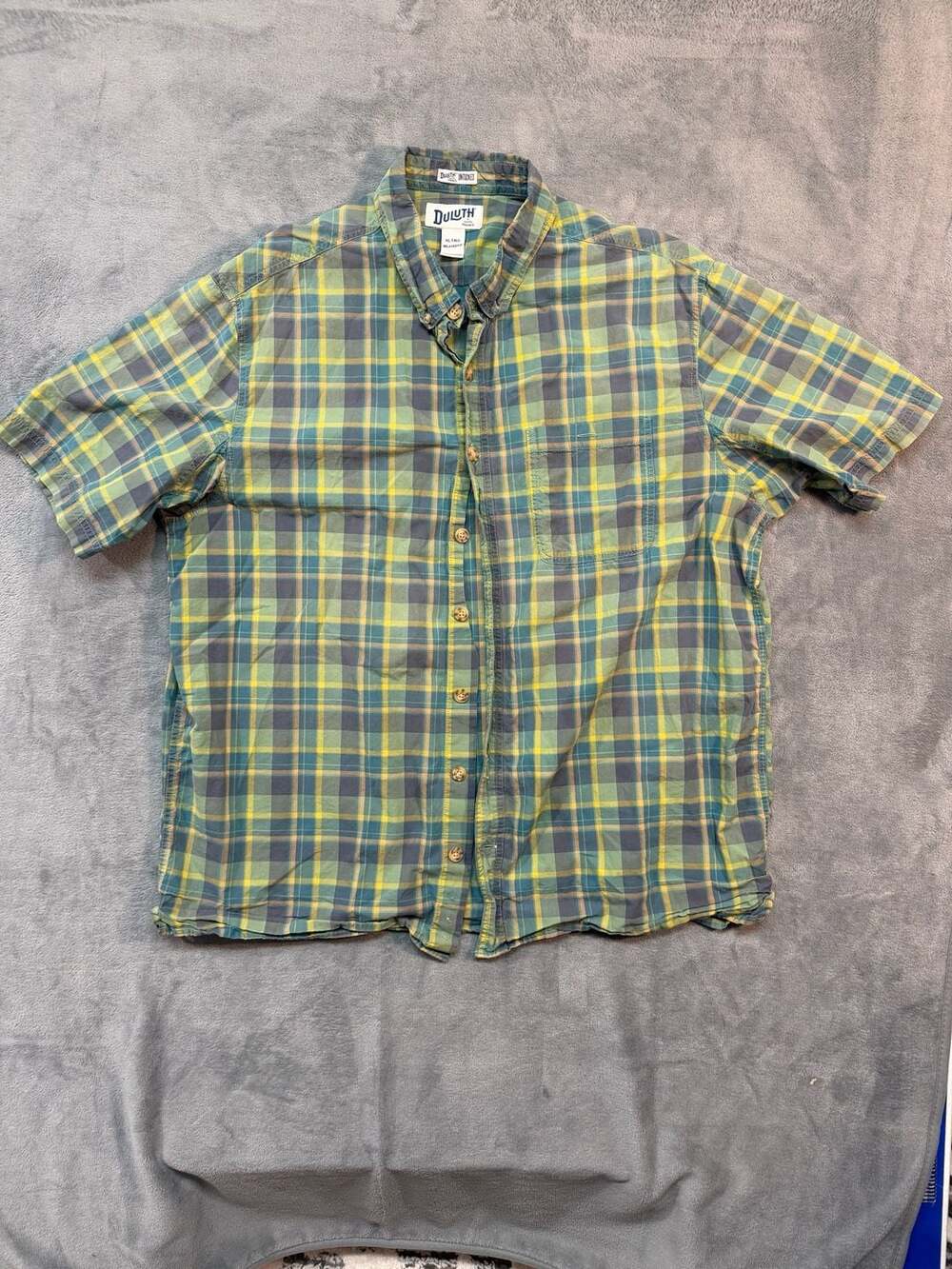 Duluth Trading Co Untucked Mens XL Tall Relaxed Fit Short Sleeve Green Plaid